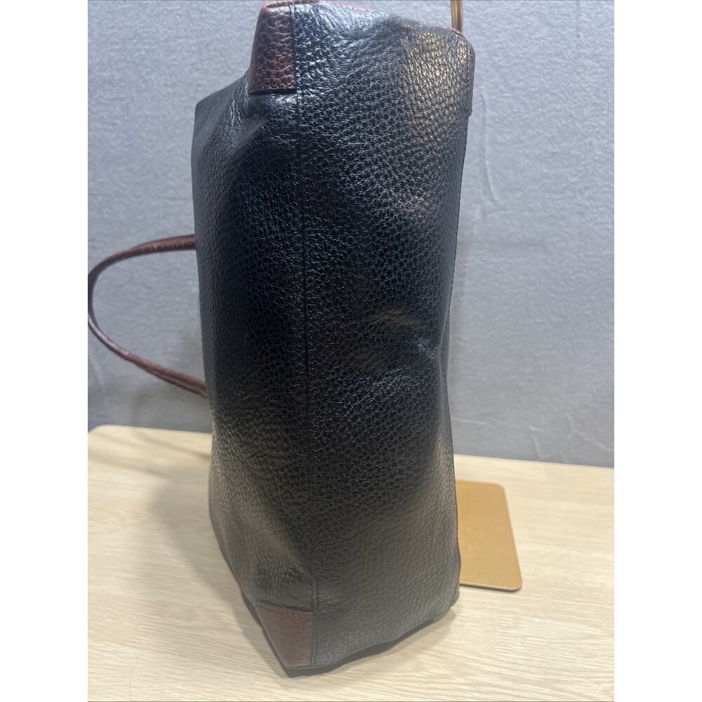 VGT Furla Made In Italy Pebble Handbag/Crossbody Bag Two Tone Color Black/Brown - Picture 3 of 16